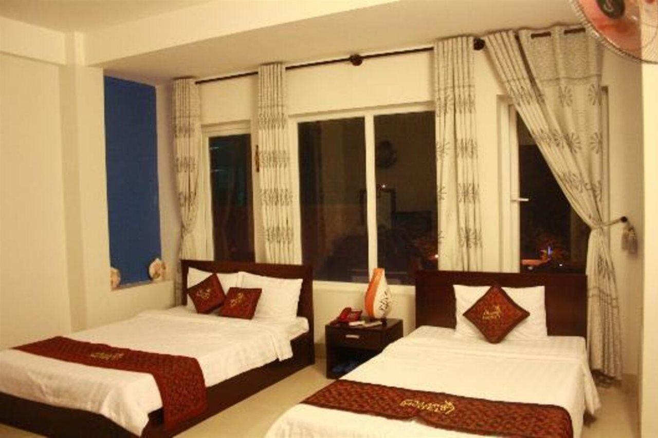 Fiona Hotel Дананг Экстерьер фото