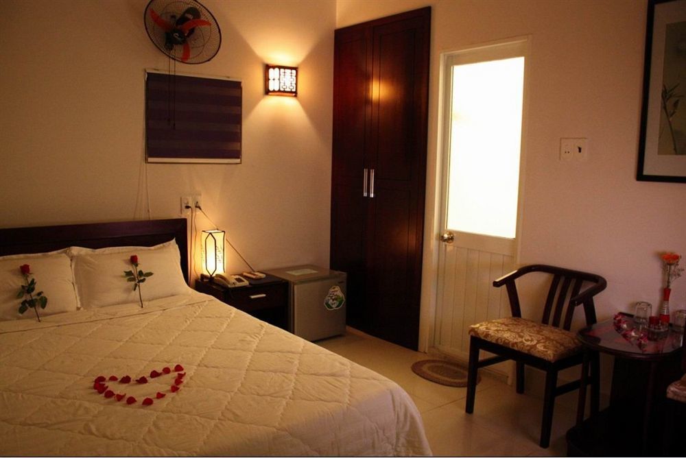 Fiona Hotel Дананг Экстерьер фото